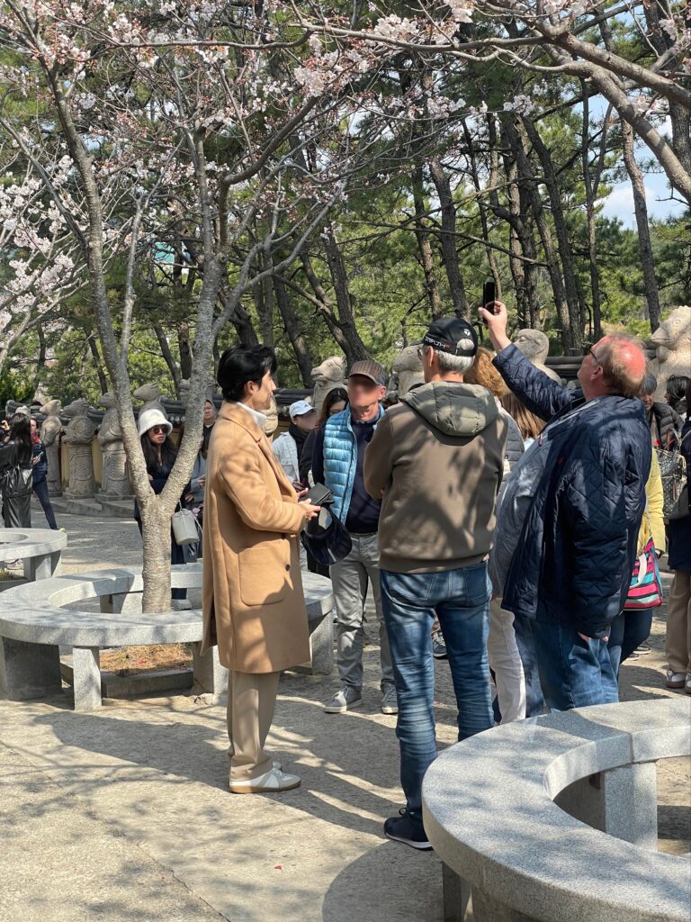 손님들과 용궁사에서